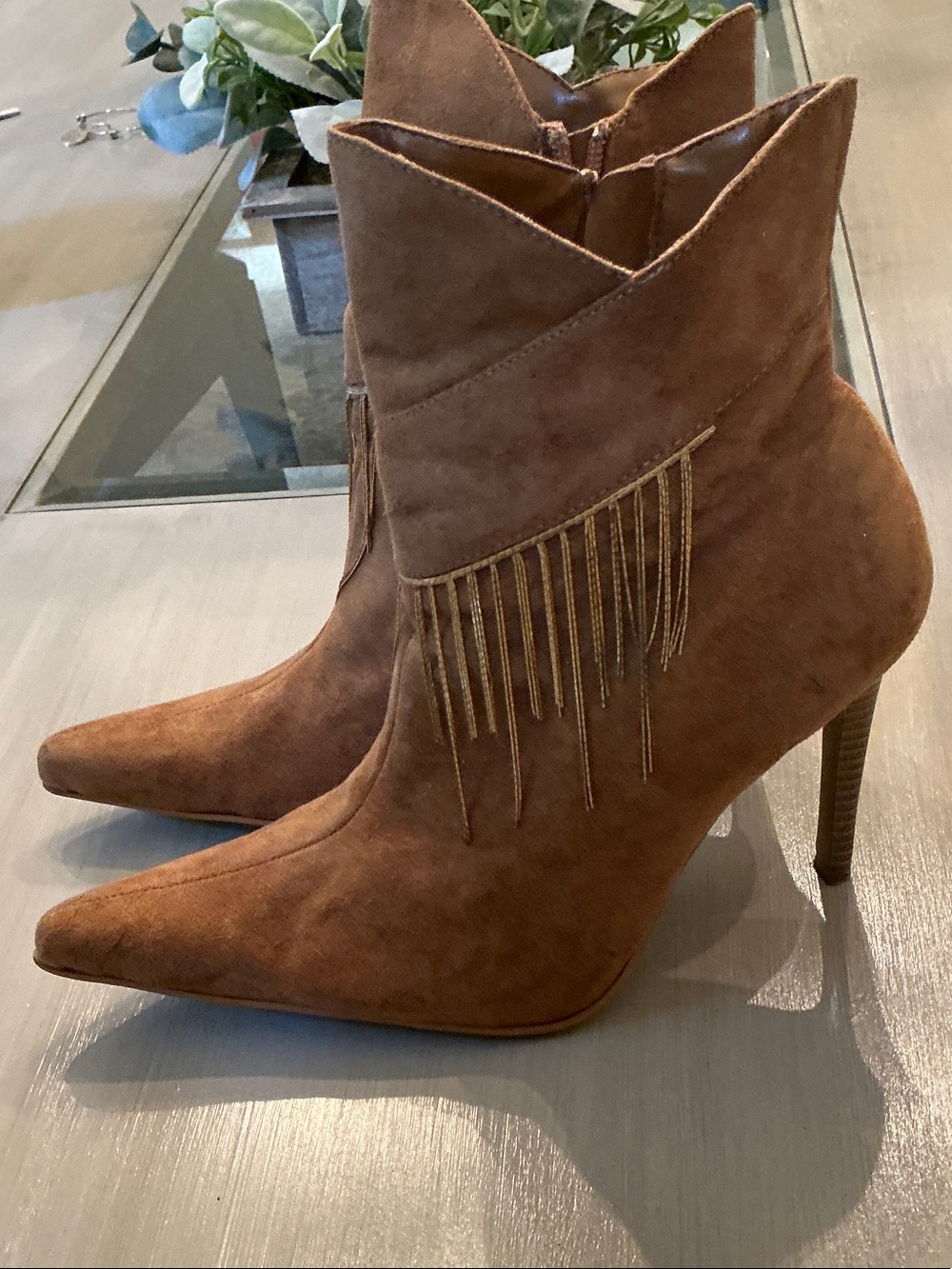Women's Fringe Pointed Toe Suede Ankle Boots - Brown